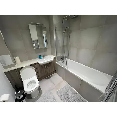 Spacious 1 Bedroom Flat In Kilburn Park F55 Apartment *