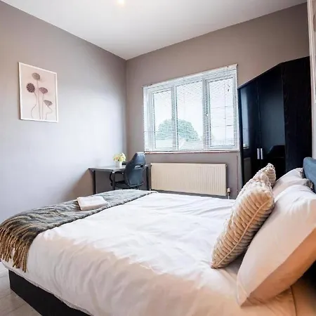 Cosy Flat By Selhurst Park, Of Crystal Palace *