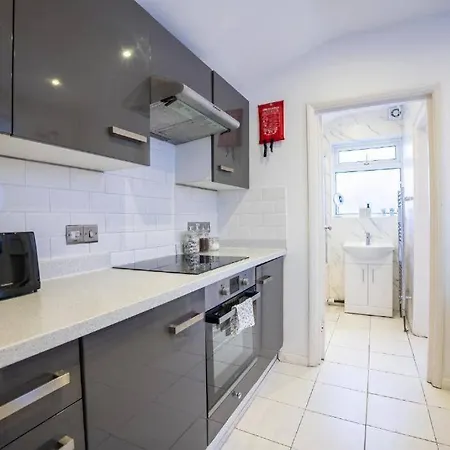 Cosy Flat By Selhurst Park, Of Crystal Palace
