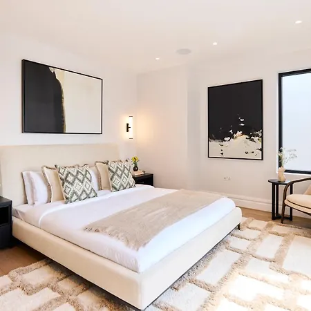 The Temple Fortune Crib - Lovely 3bdr House With Balcony Apartment London