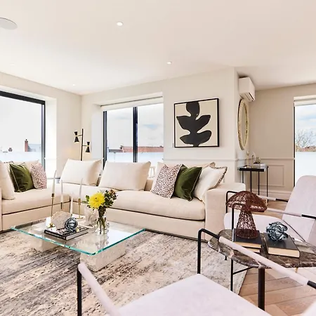 Apartment The Temple Fortune Crib - Lovely 3bdr House With Balcony *