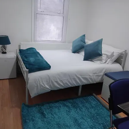 Casa Brillo Guest house London