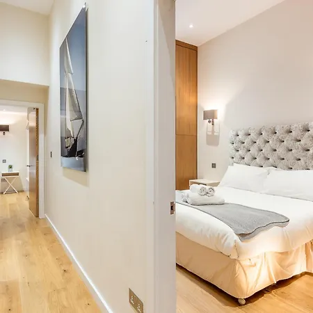 Apartment Moments From Hyde Park And Notting Hill, Free Luggage Storage And Washing Machine Dryer * London
