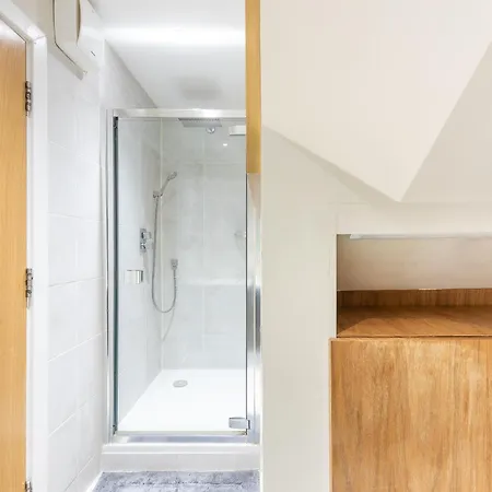Apartment Moments From Hyde Park And Notting Hill, Free Luggage Storage And Washing Machine Dryer Apartment