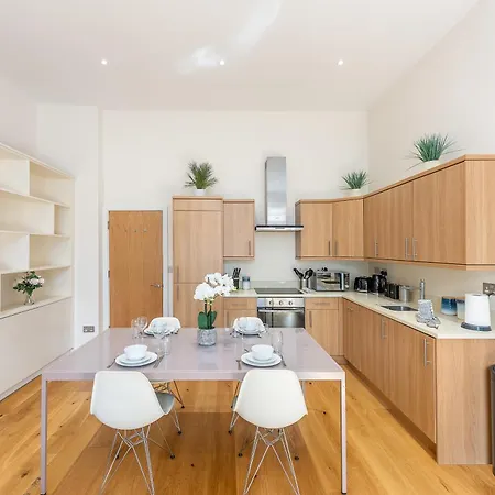 Apartment Moments From Hyde Park And Notting Hill, Free Luggage Storage And Washing Machine Dryer *