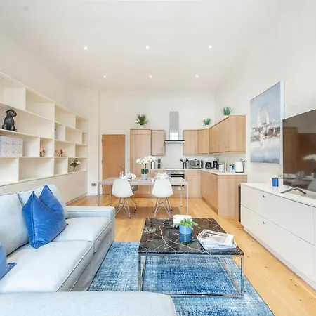 Apartment Moments From Hyde Park And Notting Hill, Free Luggage Storage And Washing Machine Dryer London