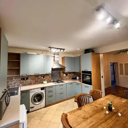25 Havelock Road