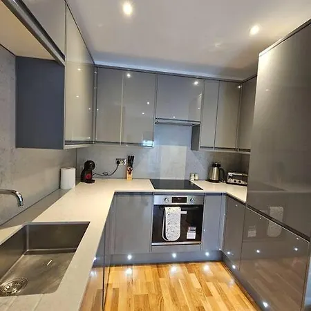 Luxe Two Double Finchley