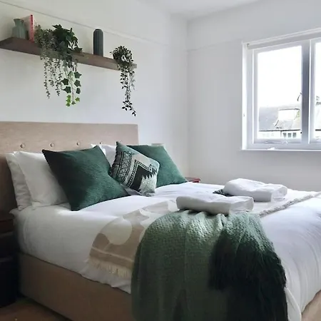 5 Bed Luxury London