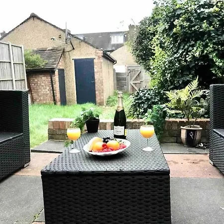 5 Bed Luxury *