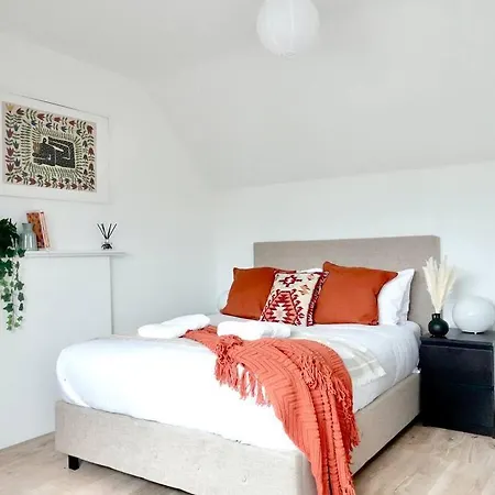 5 Bed Luxury London