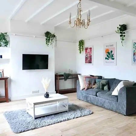 5 Bed Luxury