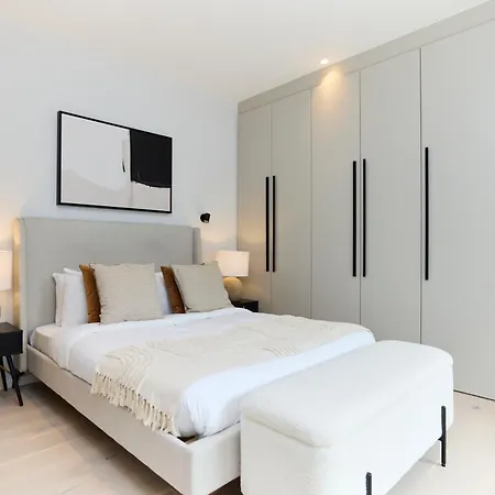 The Brondesbury Quarters - Modern 2bdr Flat With Balcony & Parking Apartamento