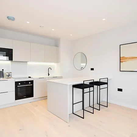 The Brondesbury Scenery - Bright 1bdr Flat With Balcony & Parking 아파트 *