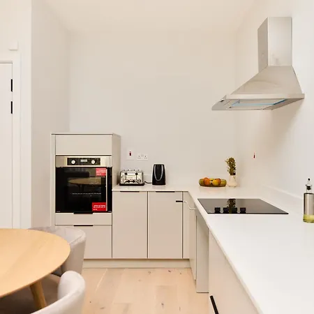 The Brondesbury Hideout - Breathtaking 1bdr Flat With Terrace & Parking * London