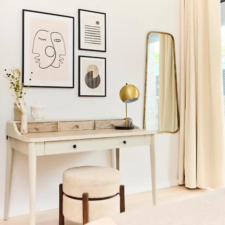 The Brondesbury Hideout - Breathtaking 1bdr Flat With Terrace & Parking
