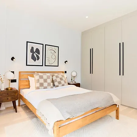 The Brondesbury Hideout - Breathtaking 1bdr Flat With Terrace & Parking Apartment *