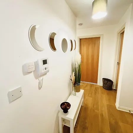 Apartment Starberry Court