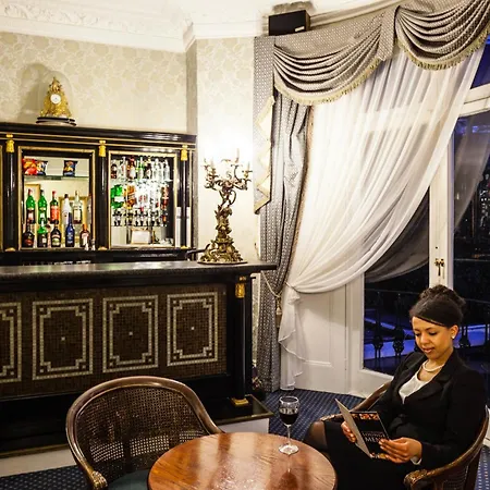 Western Swiss Hotel London