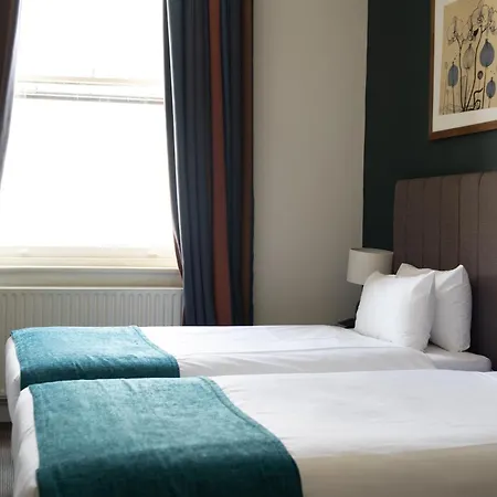 Hotel Gardens Kew