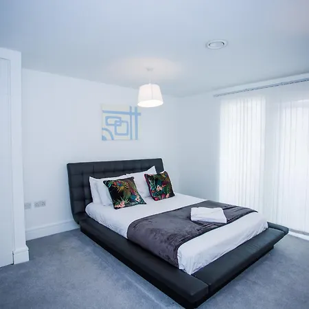 Prestige 2 Bed Balcony *