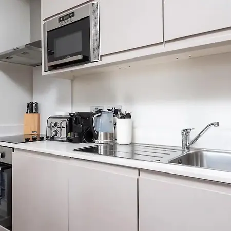 Renovu Premium Homes In Kensington * London