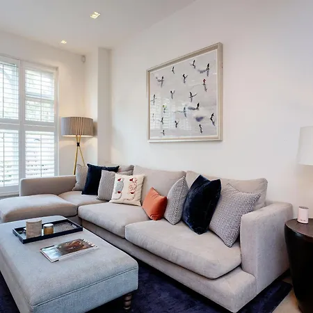 Veeve - Phenomenal In Fulham *