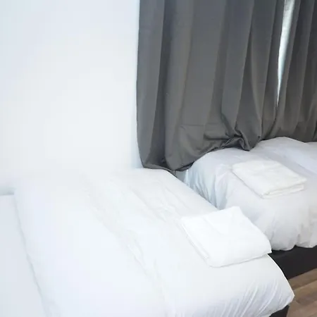 Lovely 2 Bed Flat In S/e London