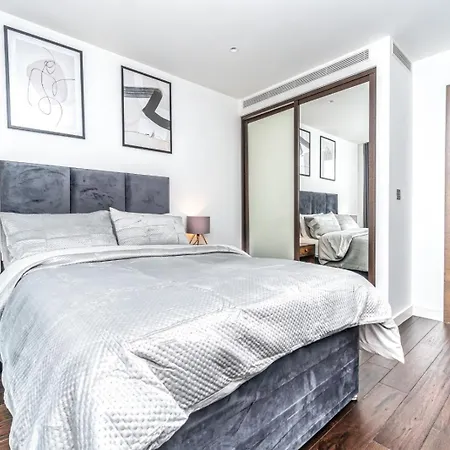 Luxury 2 Bedroom In Tower Hill Apartament Londyn