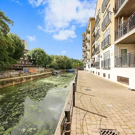 3-bedroom Short Term & Flexible Renting Limehouse With Free Wifi & Free Parking Apartment *