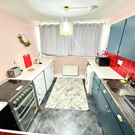 K Paddington 3 Bedroom Renovated Recently Apartment