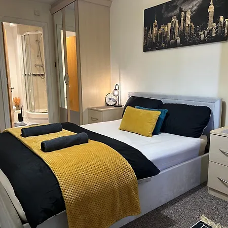 Abba Corner Apartment London