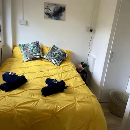 Spacious 2 Bedroom In Hoxton Appartement Londen