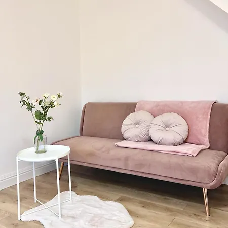 Apartment Tranquil Oasis Stylish & Spacious 7bed Maisonette New Malden
