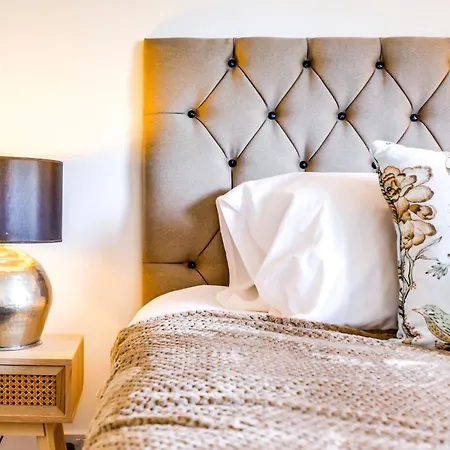 Apartment Wisteria Mill Hill