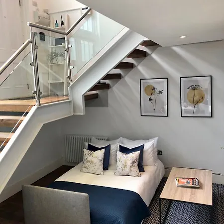 Apartment Arcore Premium Fitzrovia London