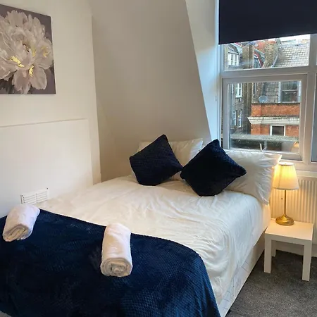 Russell Square Private London