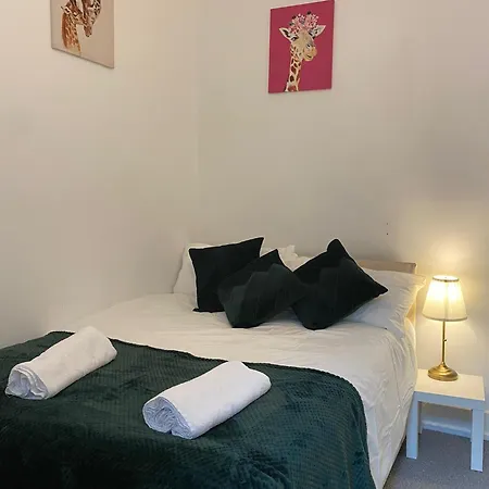 Homestay Russell Square Private *