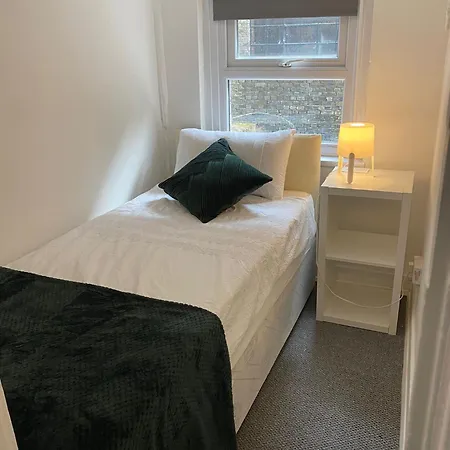 Russell Square Private