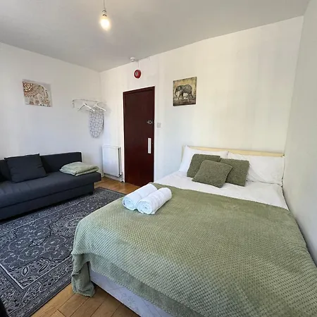 Kings Cross Private Homestay London