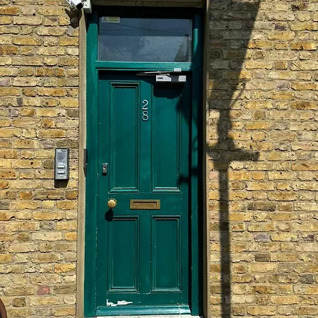 Kings Cross Private Homestay *