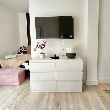 Modern Boutique Great Location London