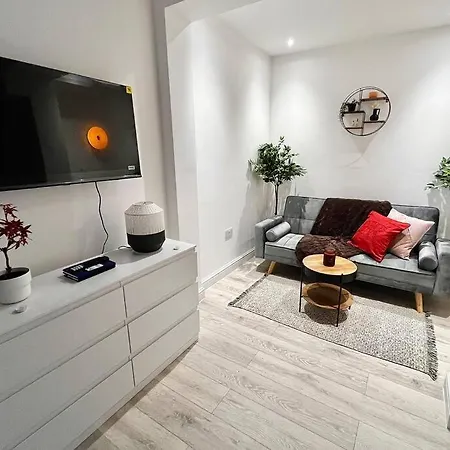 Modern Boutique Great Location Apartment London