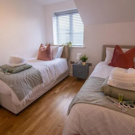 Apartment Modern In Greenwich Borough Next To Station *