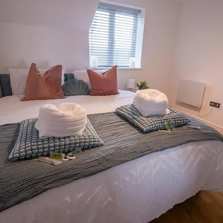 Apartment Modern In Greenwich Borough Next To Station