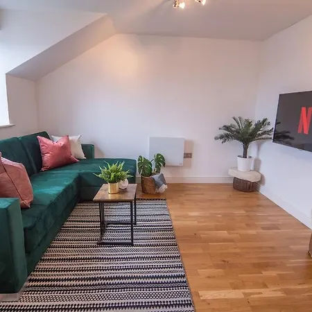 Apartment Modern In Greenwich Borough Next To Station