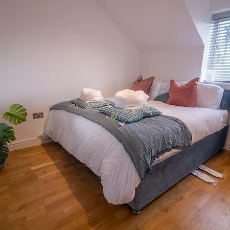 Apartment Modern In Greenwich Borough Next To Station *