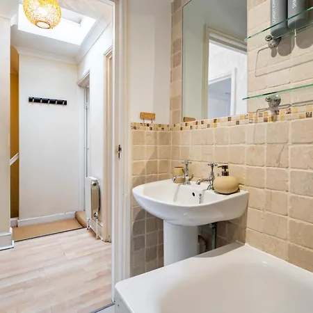 Maida Vale 2 Bedroom Flat