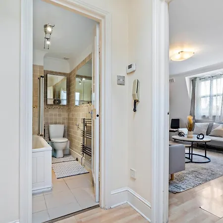 Maida Vale 2 Bedroom Flat London