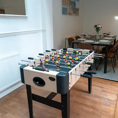 Chiswick 4 Bed Victorian Townhouse Minutes To Tube Apartment *